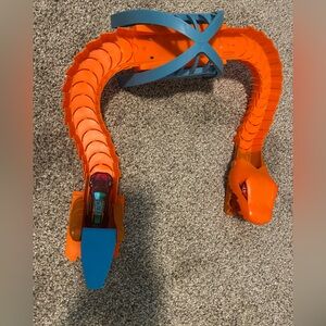 Hot Wheels Fiery Orange Dragon Track with Speedy Car
